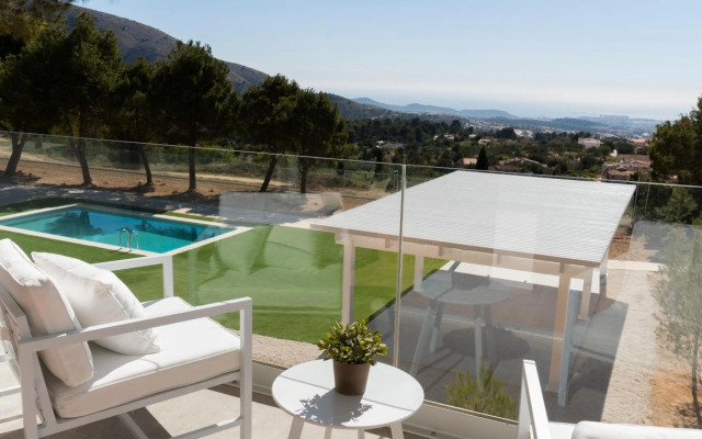 Puig Campana Nature Suites Hotel & BTT