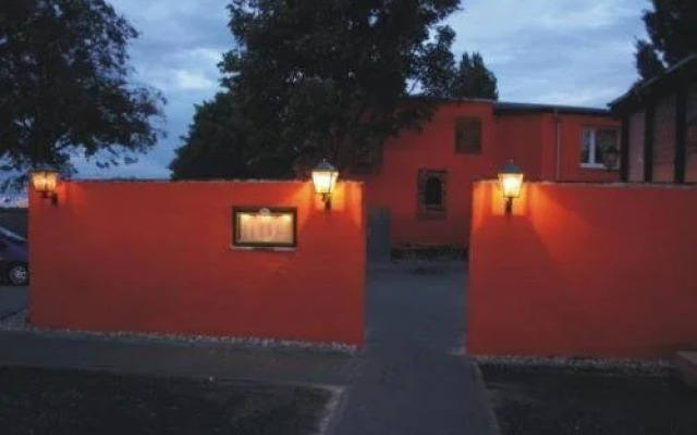 Schnitzelschmiede & Pension Bäumchen