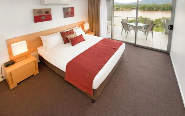 The Edge Apartment Hotel