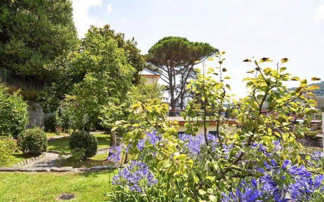Villetta delle Rose con giardino a Rapallo