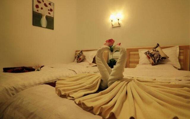 Dunhuang Momosha Youth Hostel 2nd Branch