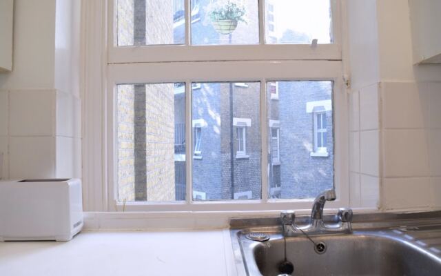 Comfortable 1 Bedroom Apartment With Great Connections