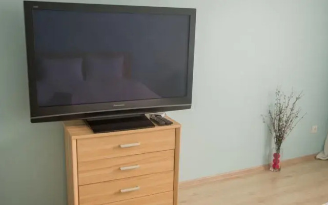 AHome 10 at Balzak str