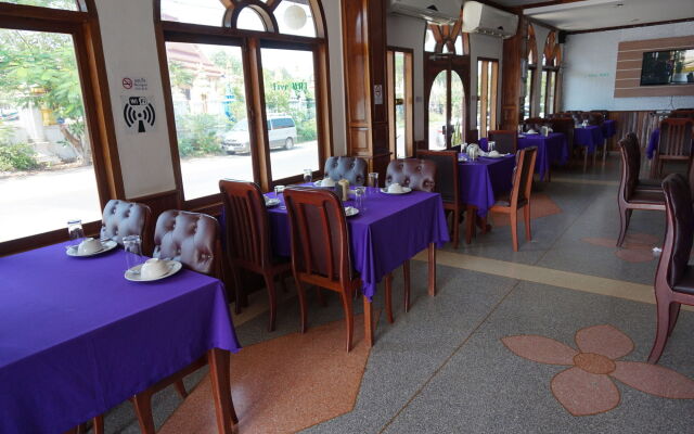 Dokkhoun Hotel