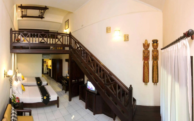 Legian Beach Hotel