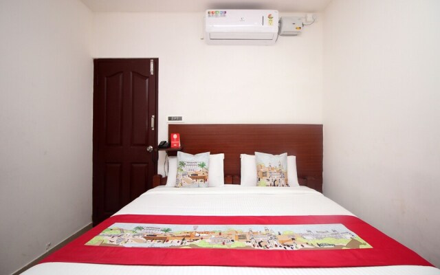 OYO 9632 Hotel Prestige Residency