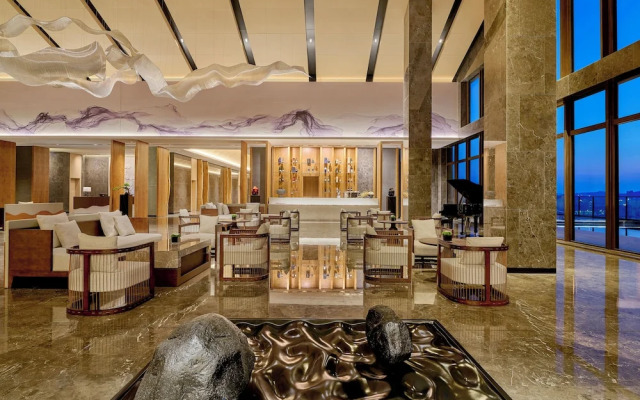 Secan Hotel Qingdao, Curio Collection By Hilton