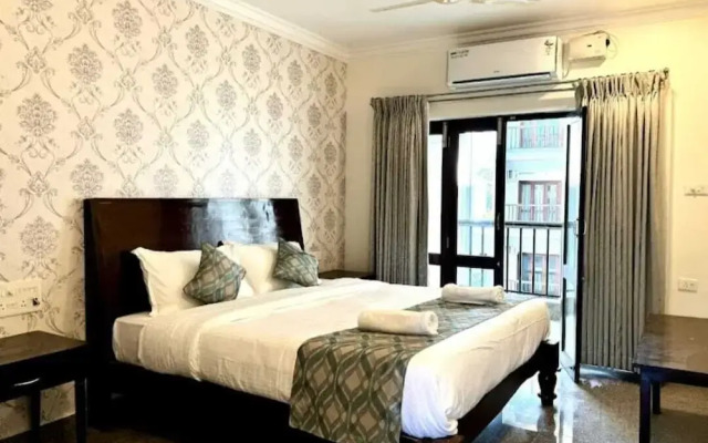 Deep International a Luxury Hotel