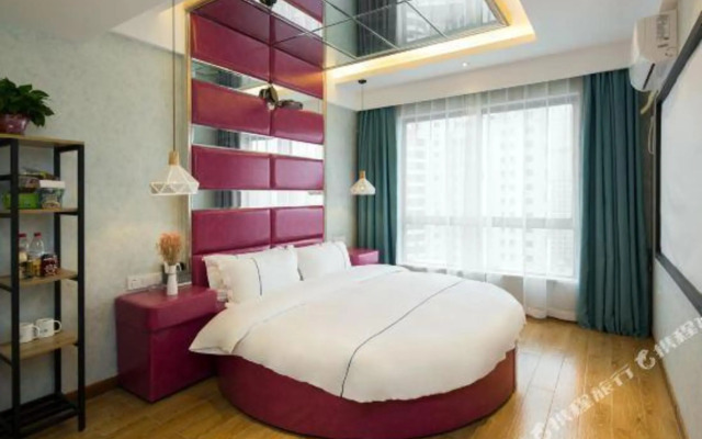 Xiyue Light Luxury Inn (Helong Gymnasium People's Hospital)