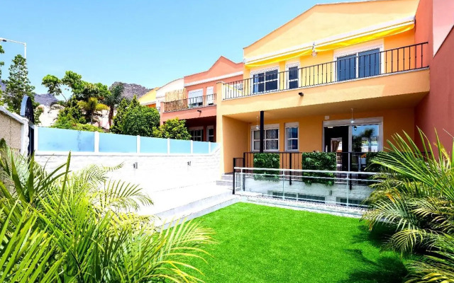 Modern 4 bedroom villa in Costa Adeje