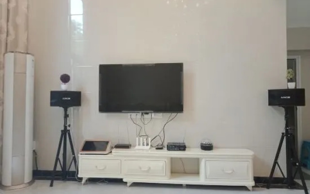 Qingyuan Hengda Gulong huangteng hot spring villa