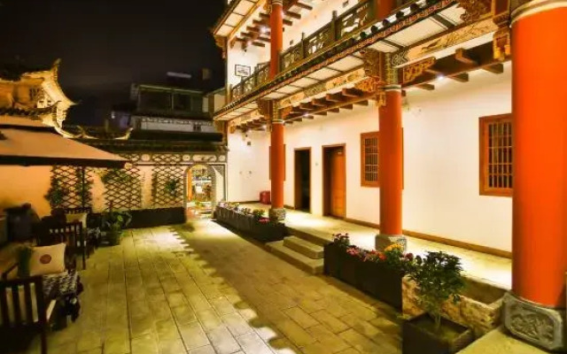 Dali Ancient City May Shenmu Inn