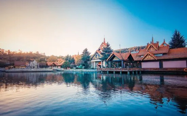 Muchun Inn (Xishuangbanna Poshui Square)