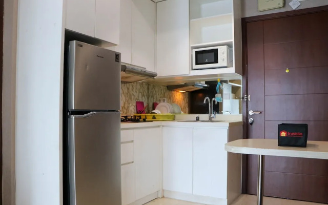 Modern Look Studio Apartment At Capitol Park Residence