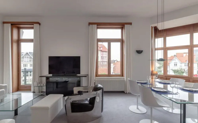 Stylish Apartment With Balcony/terrace