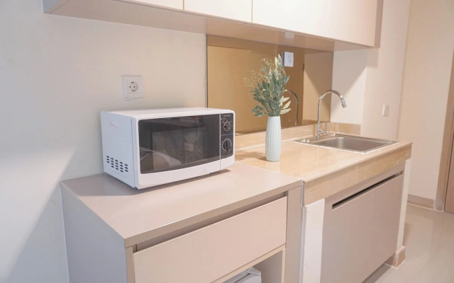 Homey And Minimalist Studio Apartment Meikarta