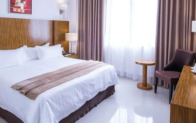 Palms Hotel