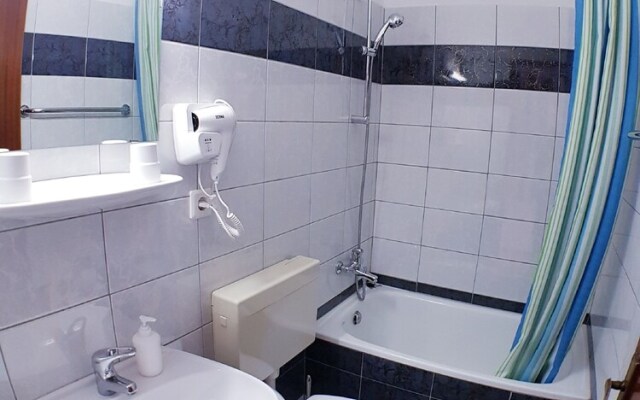 BAGI Apartments & Rooms