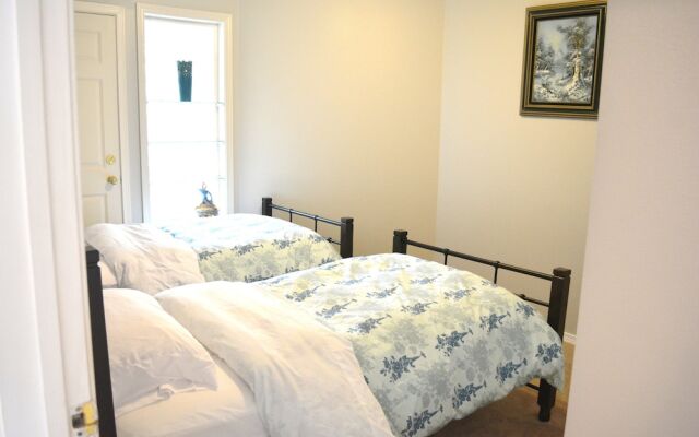 Lake Union View Suites by Metro