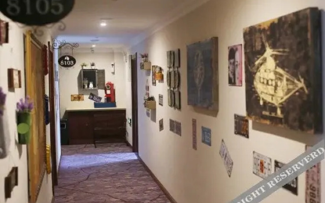 Yake Town Holiday Hotel (Changchun Qingnian Road CRRC Railcar Factory)