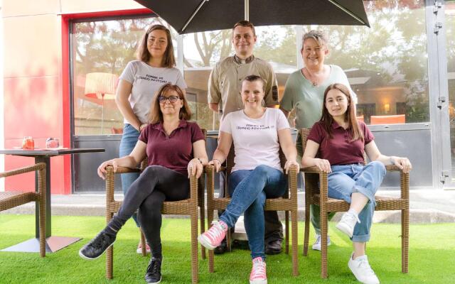 Brit Hotel Essentiel CHOLET