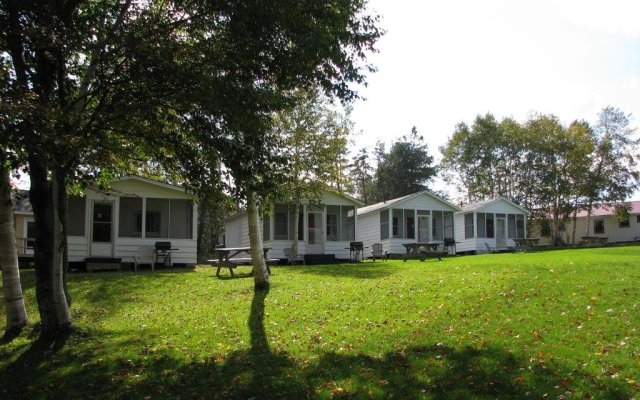 Millstream Cottages & Motel