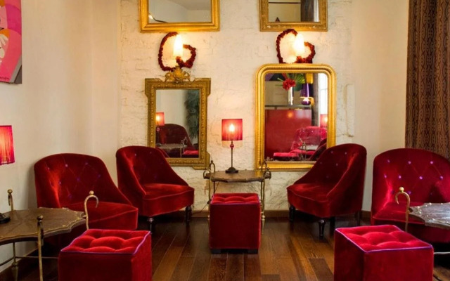 Pax Opera Hotel