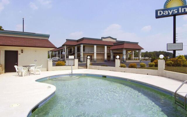 Days - Inn - Yanceyville