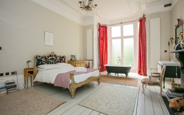 1 Bedroom Apartment in Belsize Park