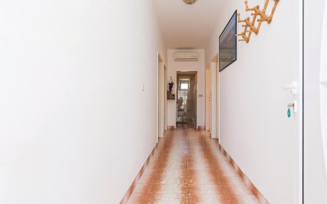 Nice Apartment in Vir With 3 Bedrooms