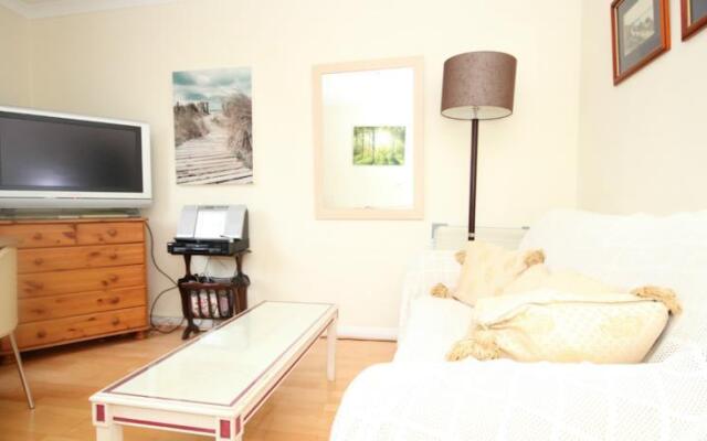 FG Property - Victoria, Wilton Road