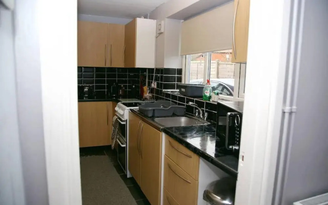 Serene Haven 4-bed House in Norwich