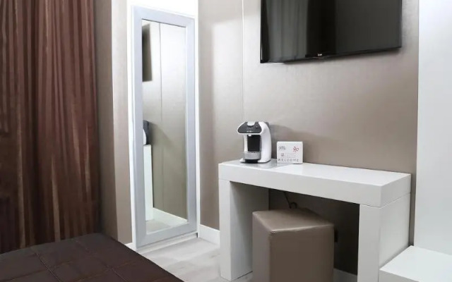 Il Piccolo Di Piazza di Spagna