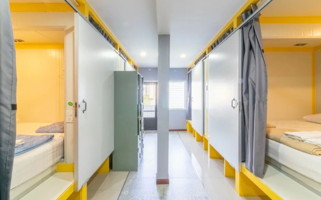 The Rooftop Residence Hostel