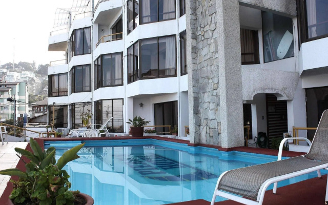 Piero's Hotel