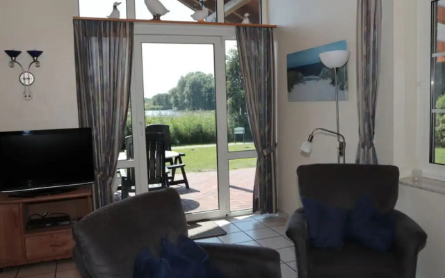 Starfish Modern Retreat