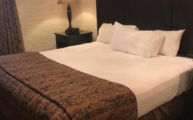 Le Richelieu Hotel