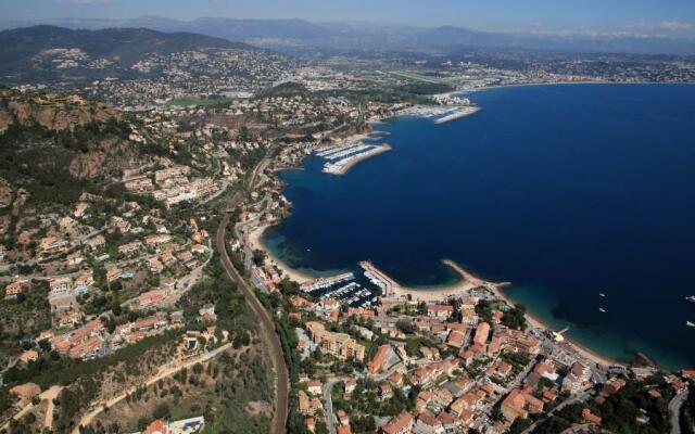 Les Pieds dans l'Eau