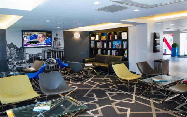 Aparthotel Roomzzz Nottingham City