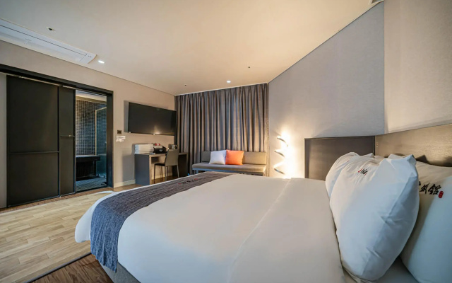 Dae Sung Kwan Hotel