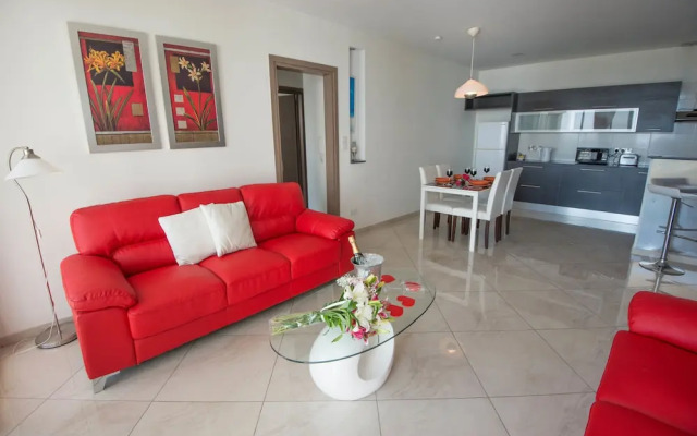 Mesogios House Suites