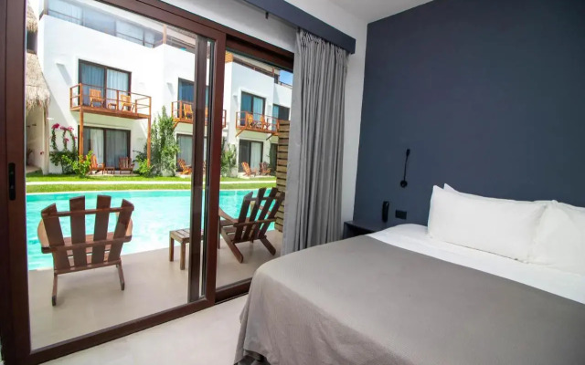 My Blue Hotel