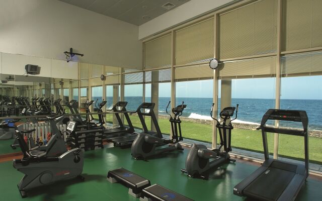 Al Nawras Island Resort