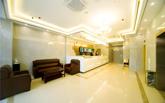 GreenTree Inn Huanggang City Wuxue City Kanjiang Avenue