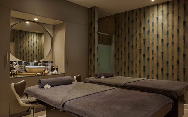 Lion Quays Hotel & Spa