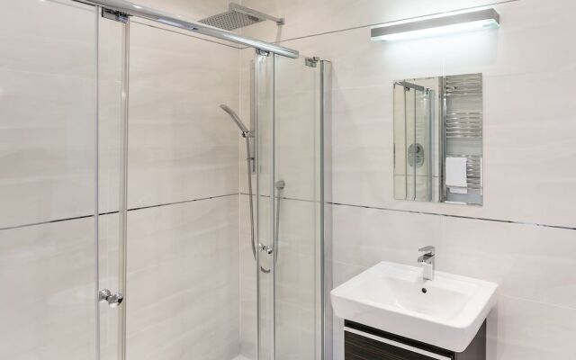 The Penthouse @ Carus Green