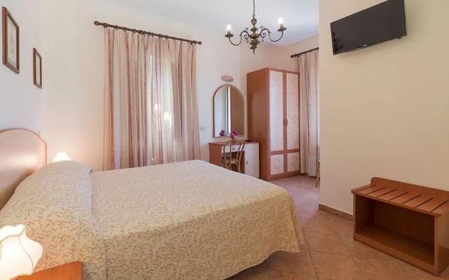 Hotel Monti