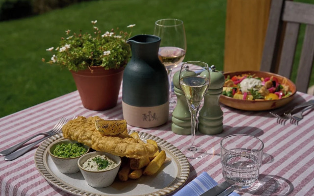 The Retreat at Elcot Park