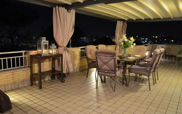Prestigioso Attico 20 mt dal mare
