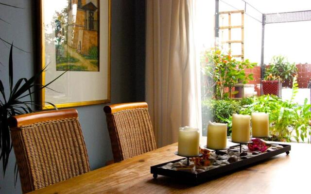 Blaine's: A B&B and private dining....